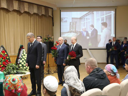 Константин Толкачев принял участие в церемонии прощания с руководителем Башкортостанстата Акрамом Ганиевым