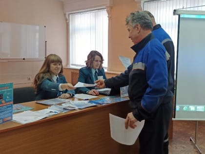 Мобильный офис продолжает работу по информированию граждан