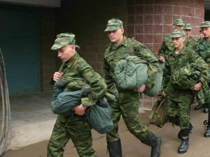 Владимир Путин подписал закон о повышении призывного возраста