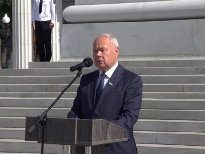 Константин Толкачев поздравил выпускников Уфимского юридического института МВД России