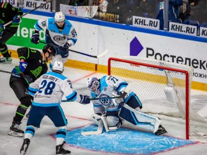 "Салават" прервал свою победную серию в матче с "Сибирью"