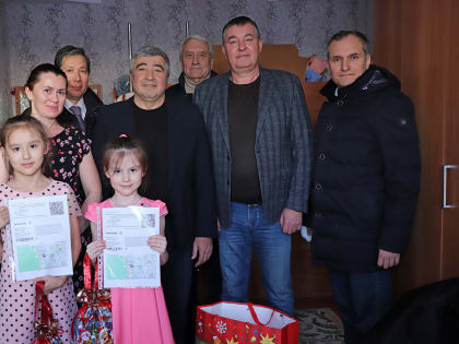 Марат Васимов посетил семьи военнослужащих