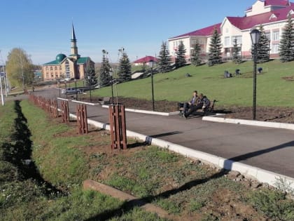 В рамках партпроекта «Городская среда» облагорожена территория Дворца культуры в Татышлинском районе