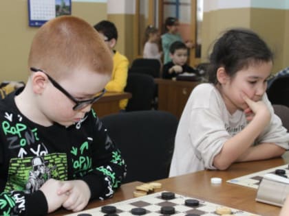 В Уфе провели первенство республики по шашкам среди детей