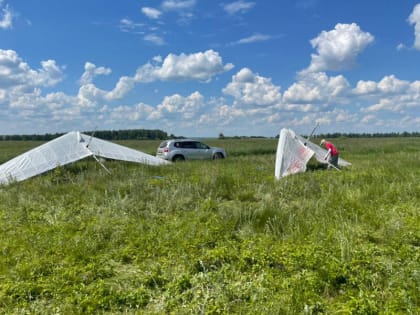 В Башкирии на землю упала женщина на параплане