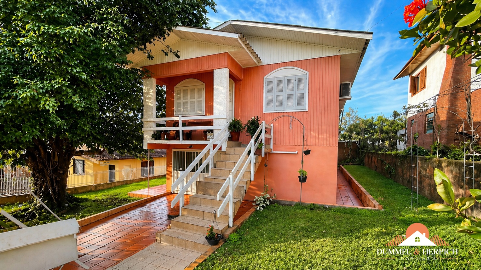casa em Oriental, Três de Maio, RS - 🔖 À VENDA | CASA COM CONSTRUÇÃO MISTA NO BAIRRO ORIENTAL EM TRÊS DE MAIO
