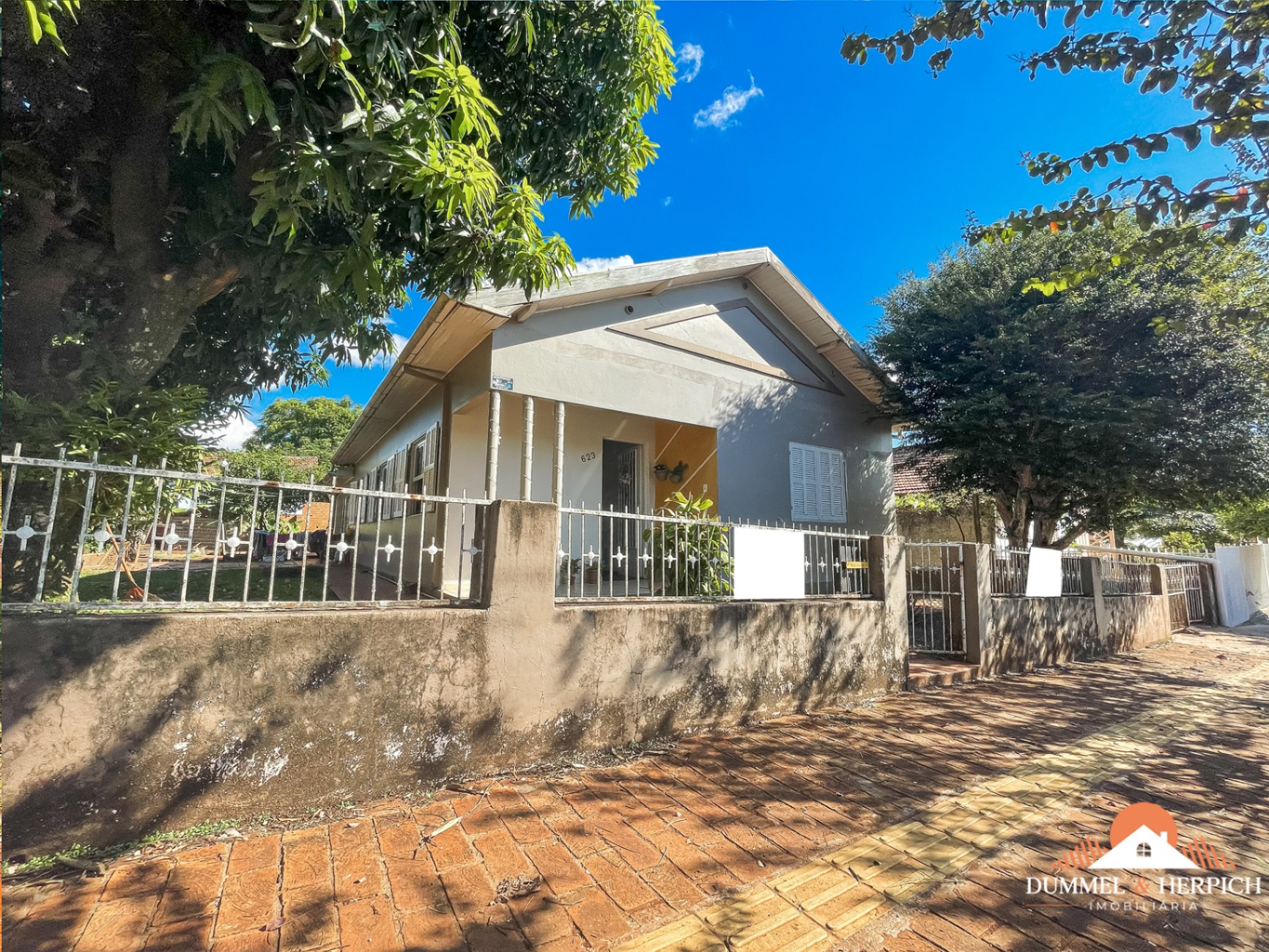 casa em Pio XII, Três de Maio, RS - 🔖 À VENDA | CASA NO BAIRRO PIO XII EM TRÊS DE MAIO