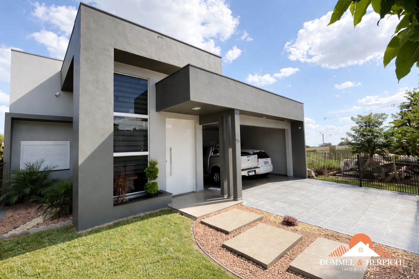 casa em Morada Nova, Três de Maio, RS - 🔖 À VENDA | CASA DE ALTO PADRÃO NO BAIRRO MORADA NOVA EM TRÊS DE MAIO/RS