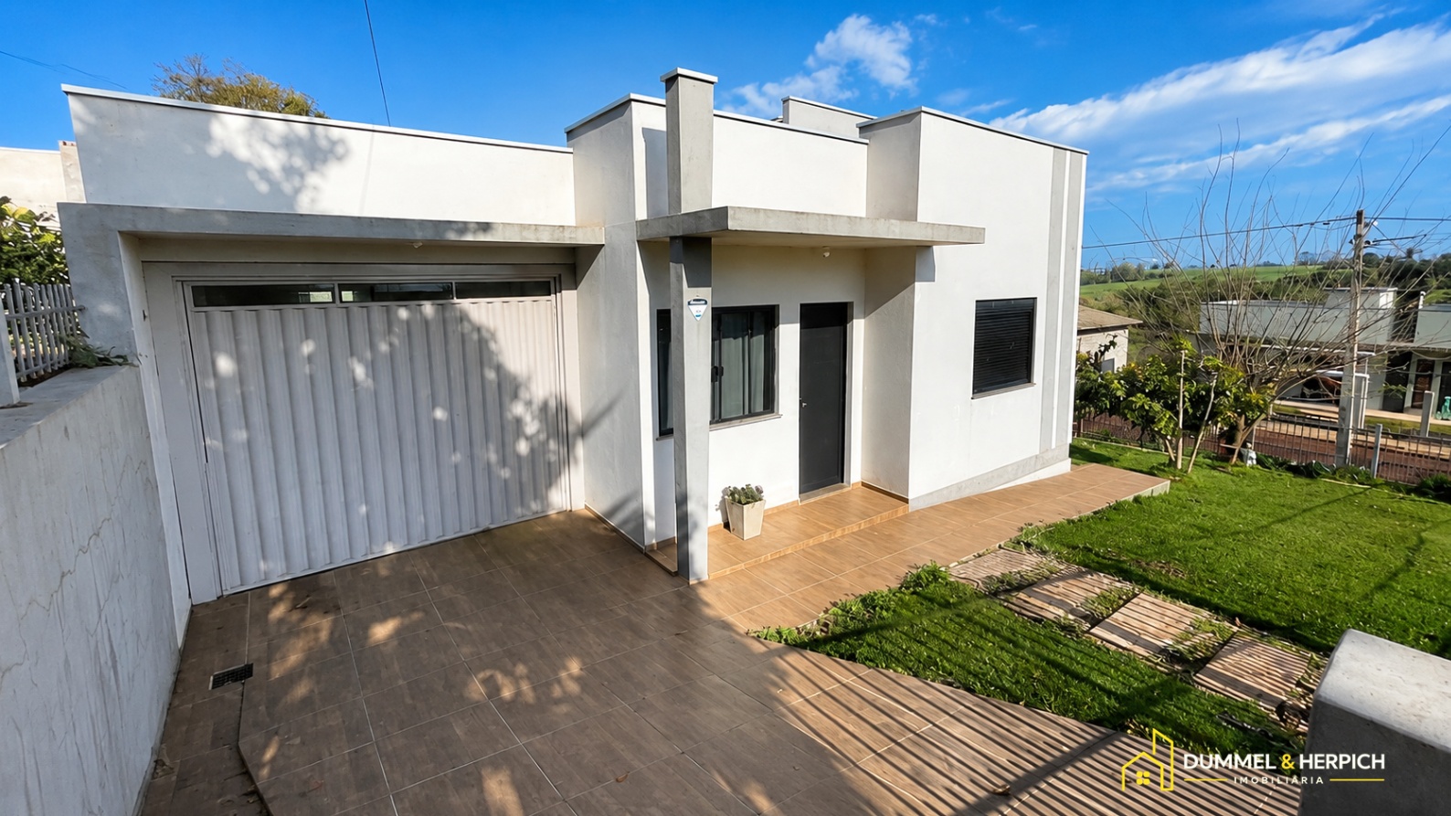 casa em Três de Maio, RS - 🔖 À VENDA | CASA NO BAIRRO GLÓRIA EM TRÊS DE MAIO