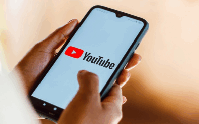 Now Text on YouTube: The Platform Tests In-App Messages Again