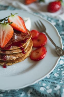 healthy green buckwheat pancakes