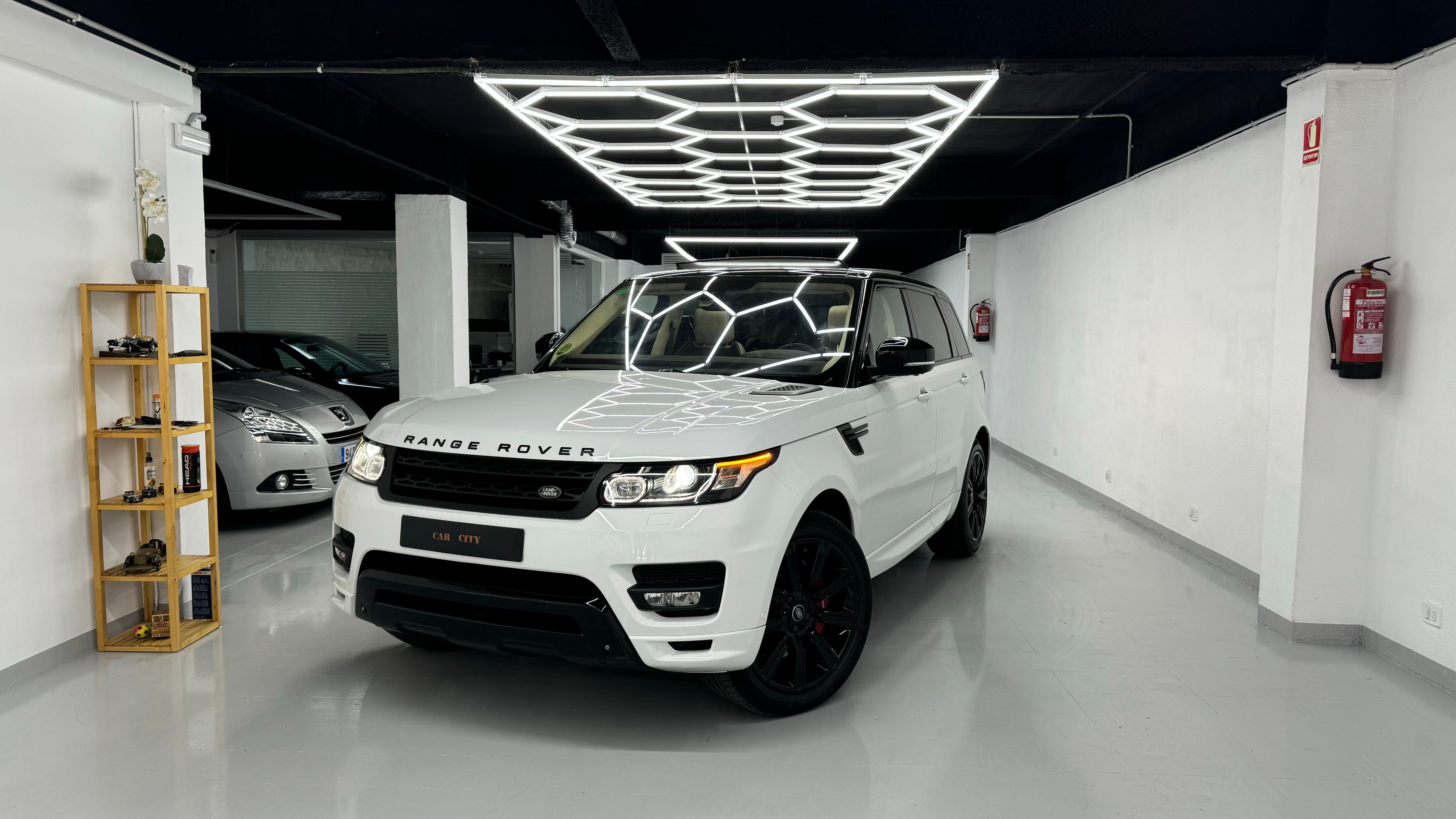 Coche de segunda mano Land Rover Range Rover Sport en Barcelona - Vista 1