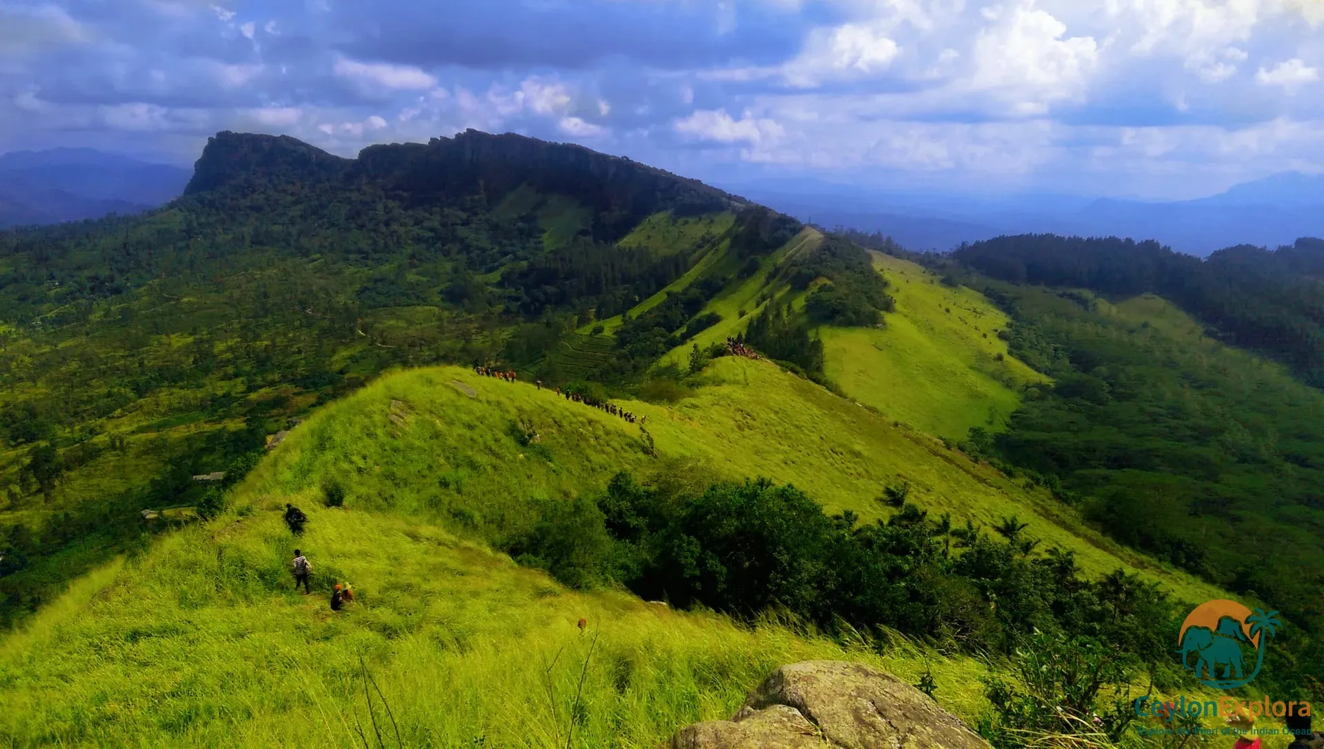 Hanthana Mountain Range