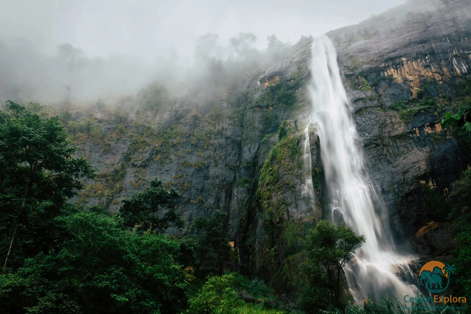Diyaluma Falls