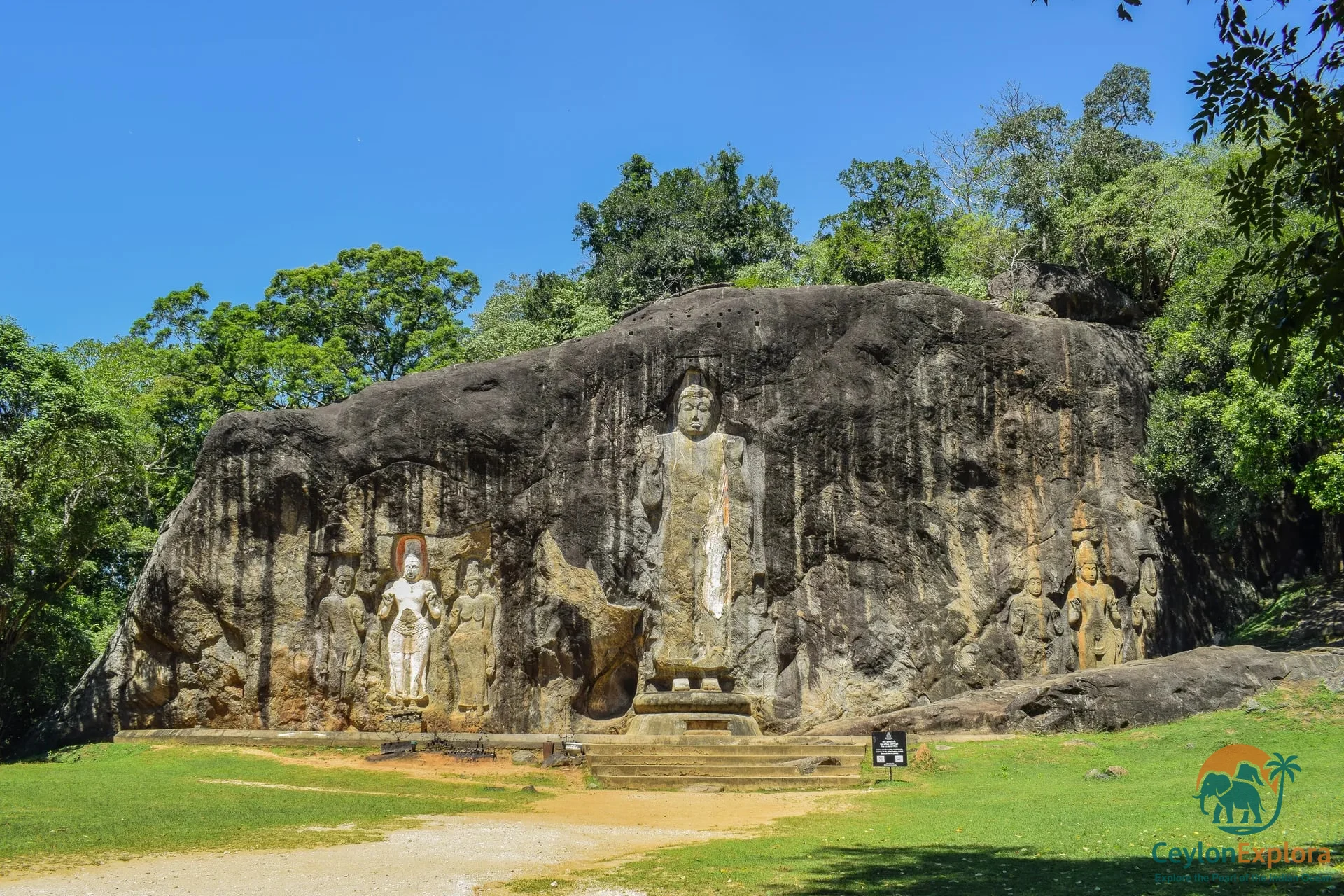Buduruwagala Rock Temple