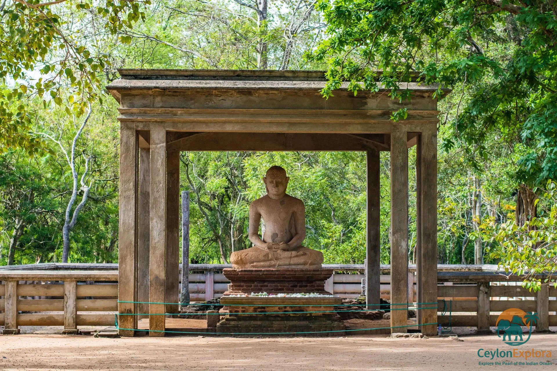 Samadhi Buddha Statue