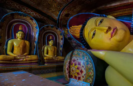 Mulgirigala Rock Temple