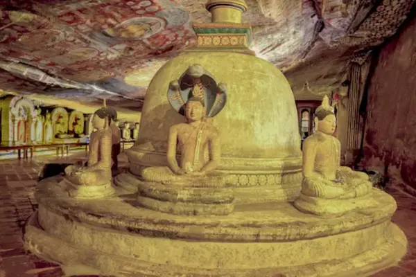 Dambulla Cave Temple