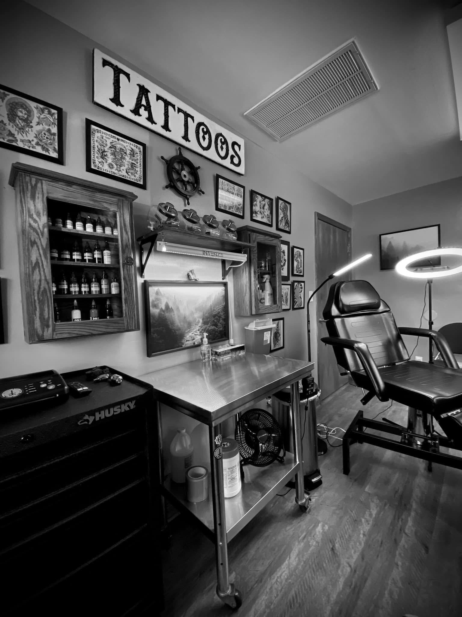Luke Nodzo Tattoos photo 2