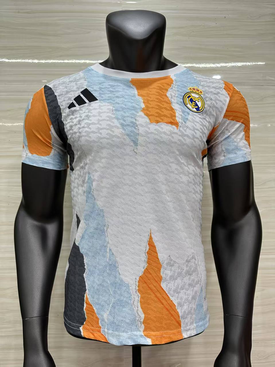 🚌 Real Madrid Away Jersey