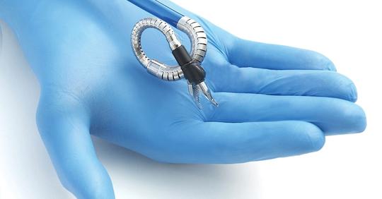 Memic Innovative Surgery : ロボット支援手術プラットフォーム