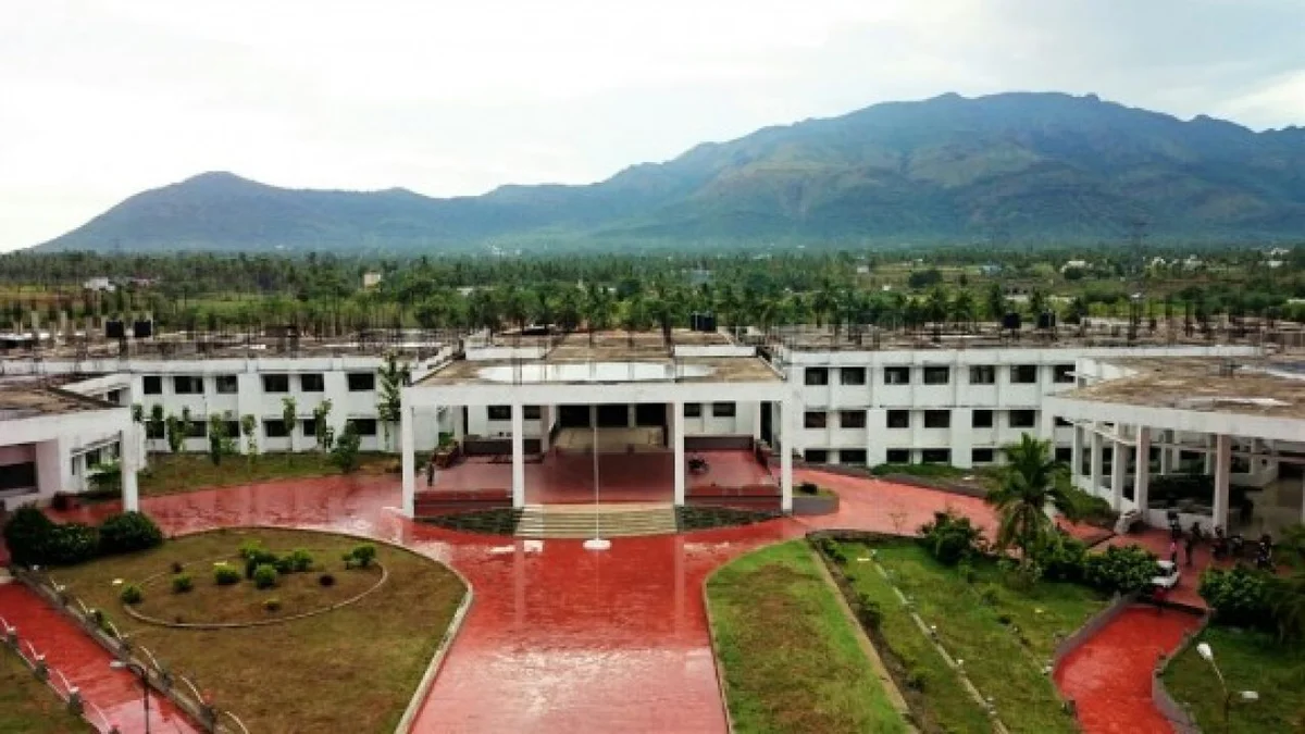 Annapoorna Medical College 