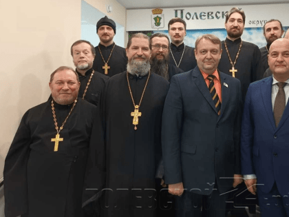 Власти Полевского встретились с настоятелями православных приходов
