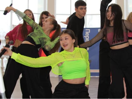 Музыкальный фестиваль флешмобов в Полевском