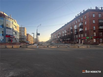 Строительство на Октябрьской революции продолжается зимой