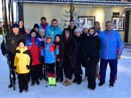 Антон Шипулин поздравил с новым годом юного тавдинца