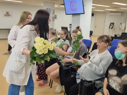 Более 150 будущих мам стали участницами всероссийского Дня беременных в Областном перинатальном центре