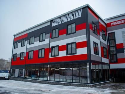 У второй очереди Дацюк Арены корт разместили на уровне второго этажа