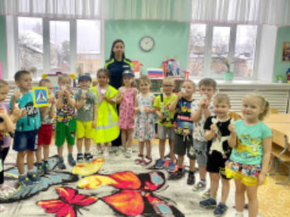 Безопасность на дорогах: уроки для детей в детском саду «Буратино»