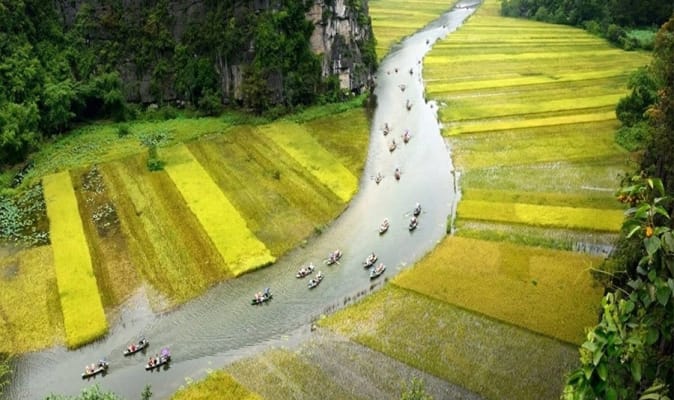 Tam Cốc – Bích Động, “vịnh Hạ Long trên cạn” ở Ninh Bình