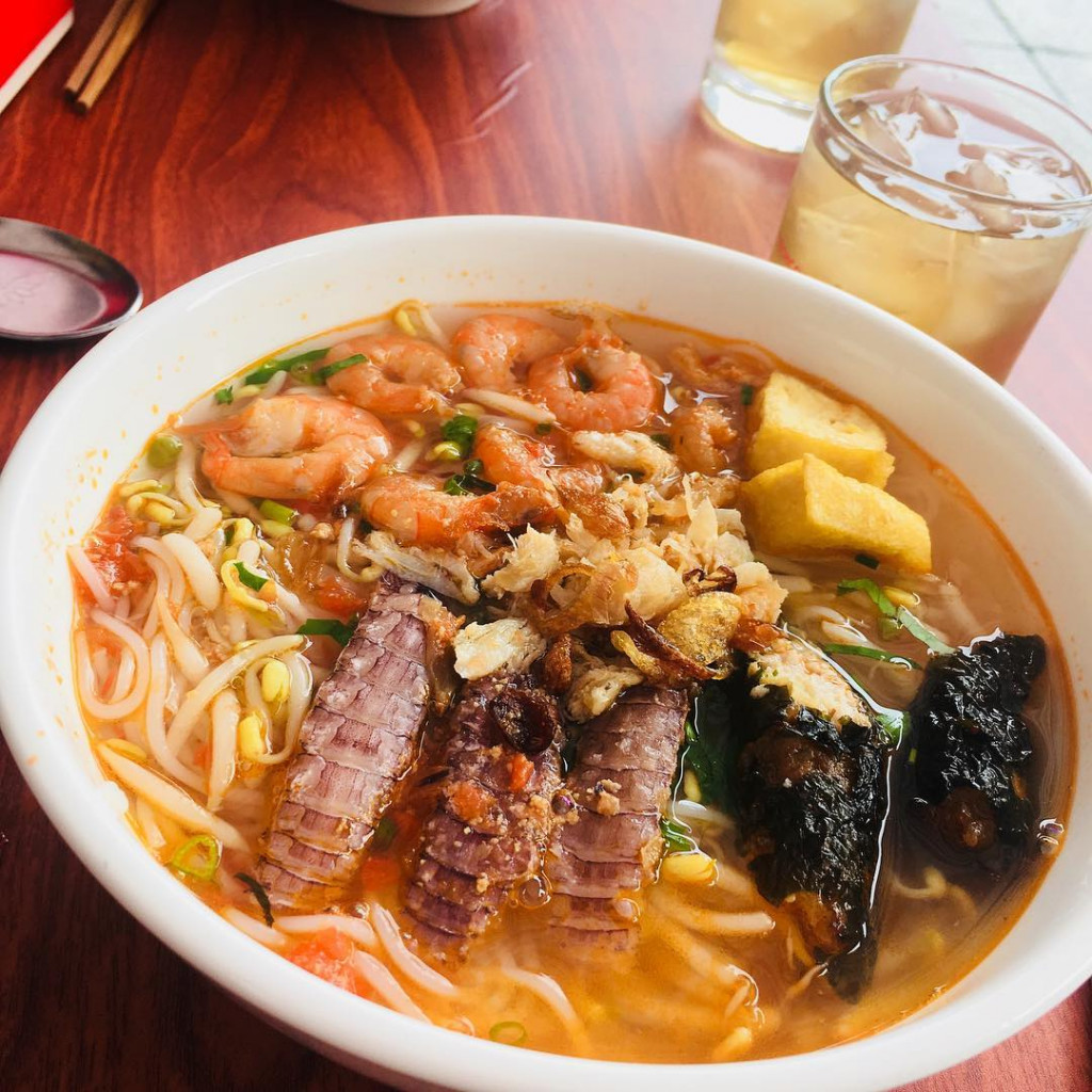 Món bún cù kỳ Quảng Ninh