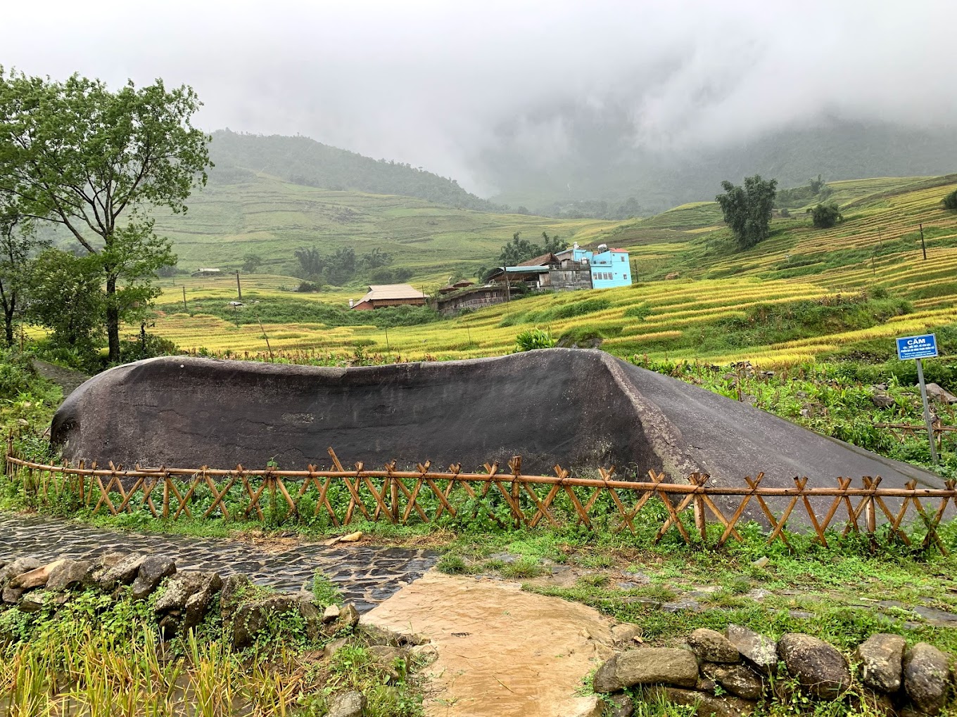 Du lịch Sapa: Cẩm nang chi tiết từ A đến Z Du lịch Sapa: Cẩm nang chi tiết từ A đến Z