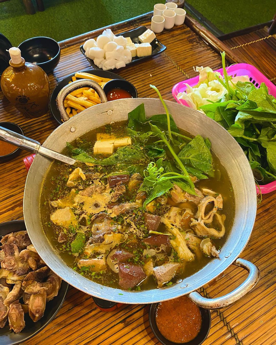 Du lịch Sapa: Cẩm nang chi tiết từ A đến Z Du lịch Sapa: Cẩm nang chi tiết từ A đến Z