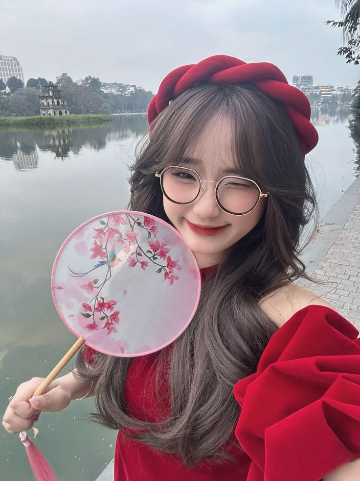 KUE68 # Hari Imlek Sering Bagi Bagi Kejutan