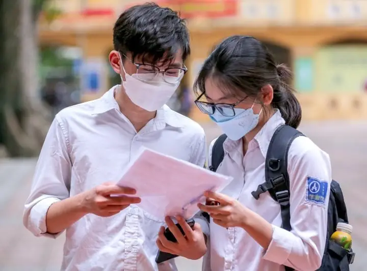 Mất học bạ cấp 3: Làm lại được không? Có học đại học được không?