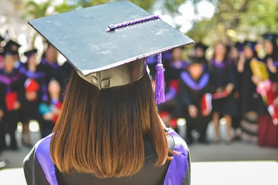 Làm bằng tốt nghiệp 12 giá rẻ, uy tín, tem phôi thật - Làm Bằng AZ