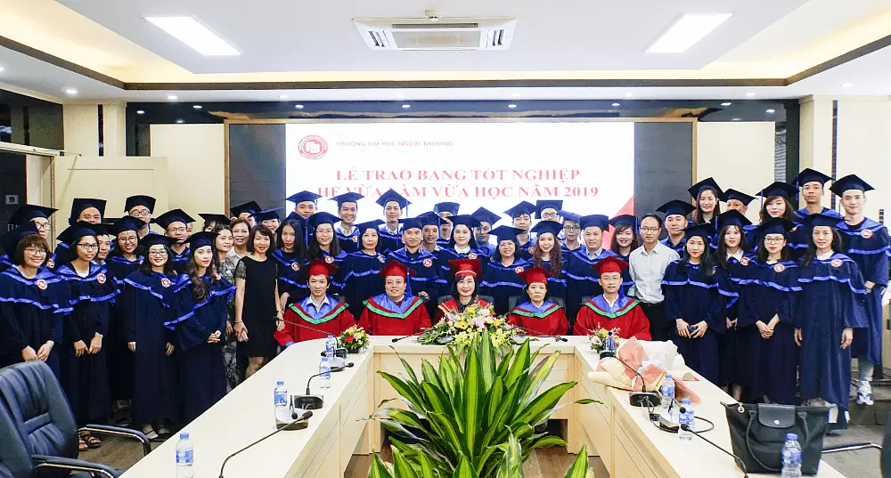 Làm bằng Đại học Công nghiệp có hồ sơ gốc - Cam kết và hỗ trợ việc làm