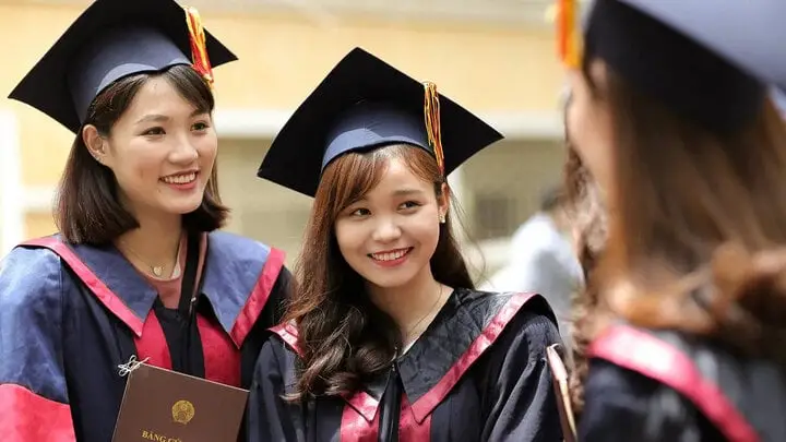 Làm bằng Đại học Công nghiệp có hồ sơ gốc - Cam kết và hỗ trợ việc làm