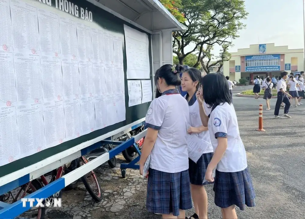 Học giáo dục thường xuyên có được bằng cấp 3 không?