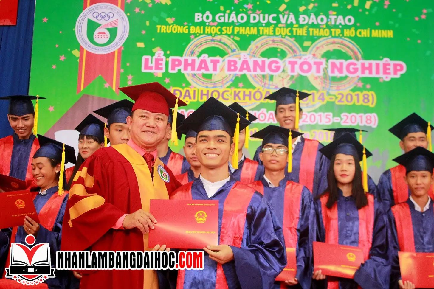 Làm bằng đại học tại Hà Nội: Nhanh chóng, Uy tín - NhanLamBangDaiHoccom