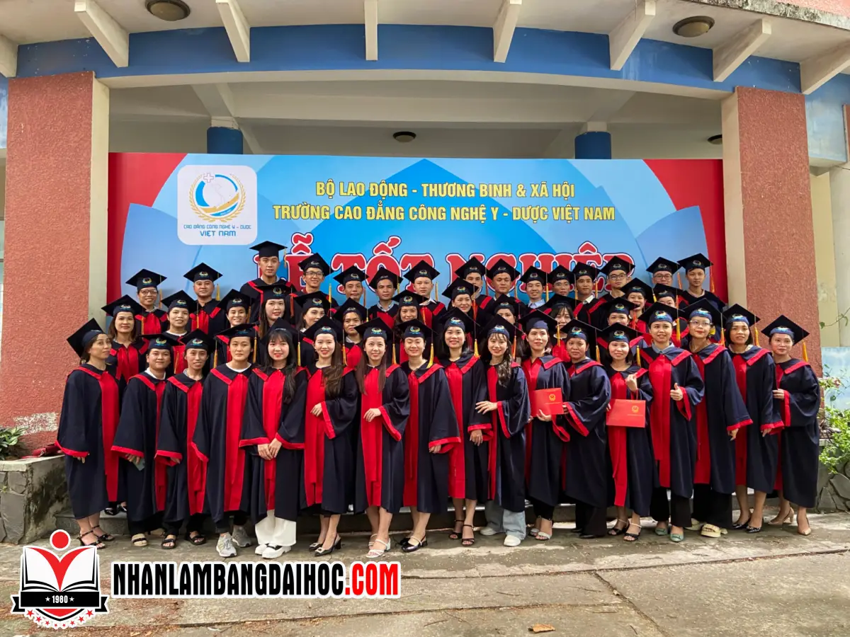 Làm bằng đại học tại Hà Nội: Nhanh chóng, Uy tín - NhanLamBangDaiHoccom