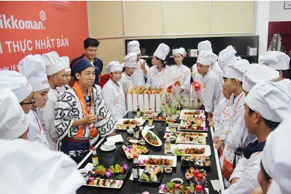 Học Nghề Đầu Bếp Có Cần Bằng Cấp? - Lộ Trình Và Cơ Hội