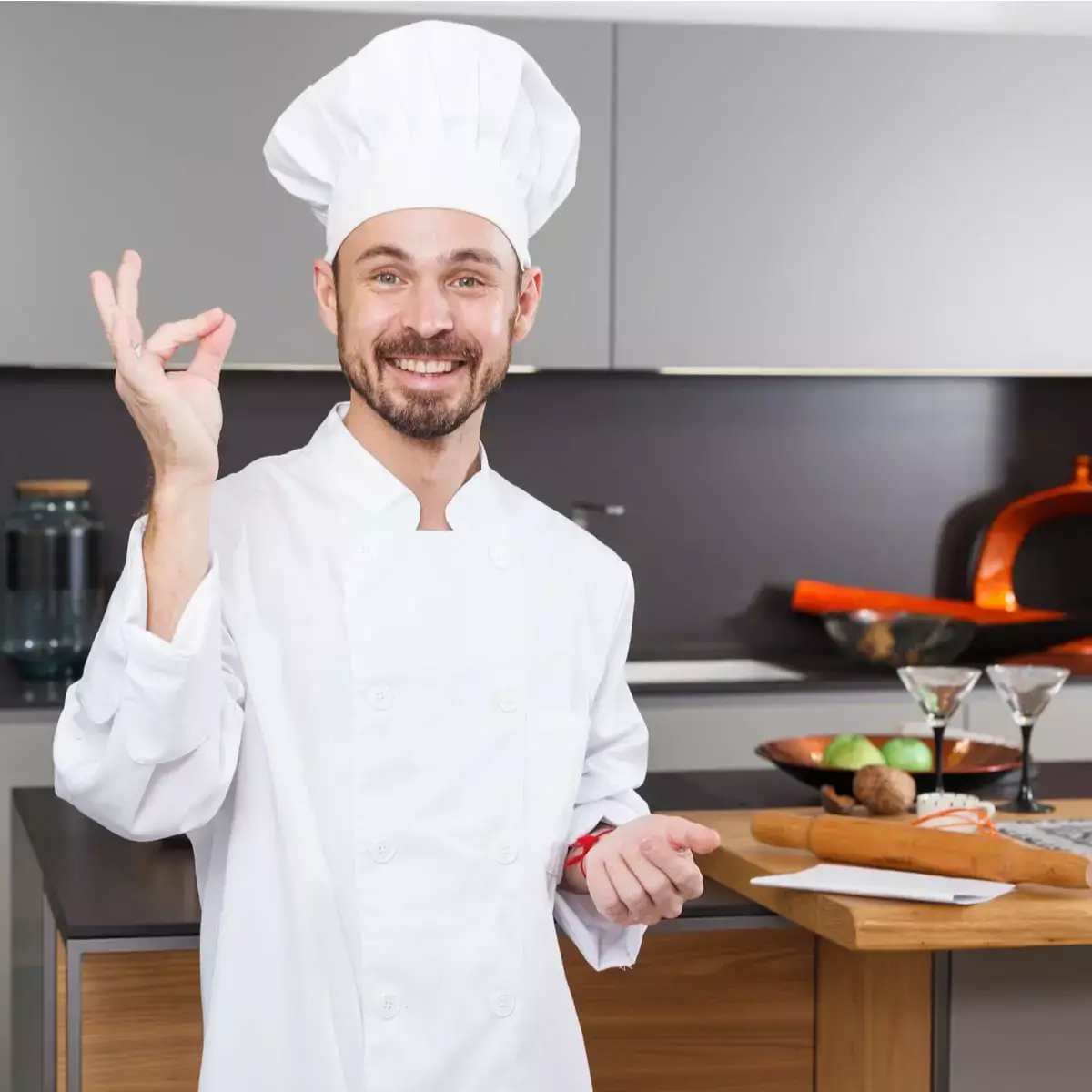 Học Nghề Đầu Bếp Có Cần Bằng Cấp? - Lộ Trình Và Cơ Hội