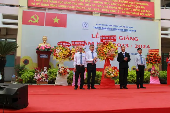 Học phí Trường Cao đẳng Bách khoa Nam Sài Gòn: Chi tiết  Bảng giá