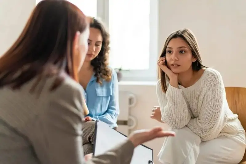 Phụ nữ có gia đình nên học nghề gì? Lựa chọn thông minh để thành công