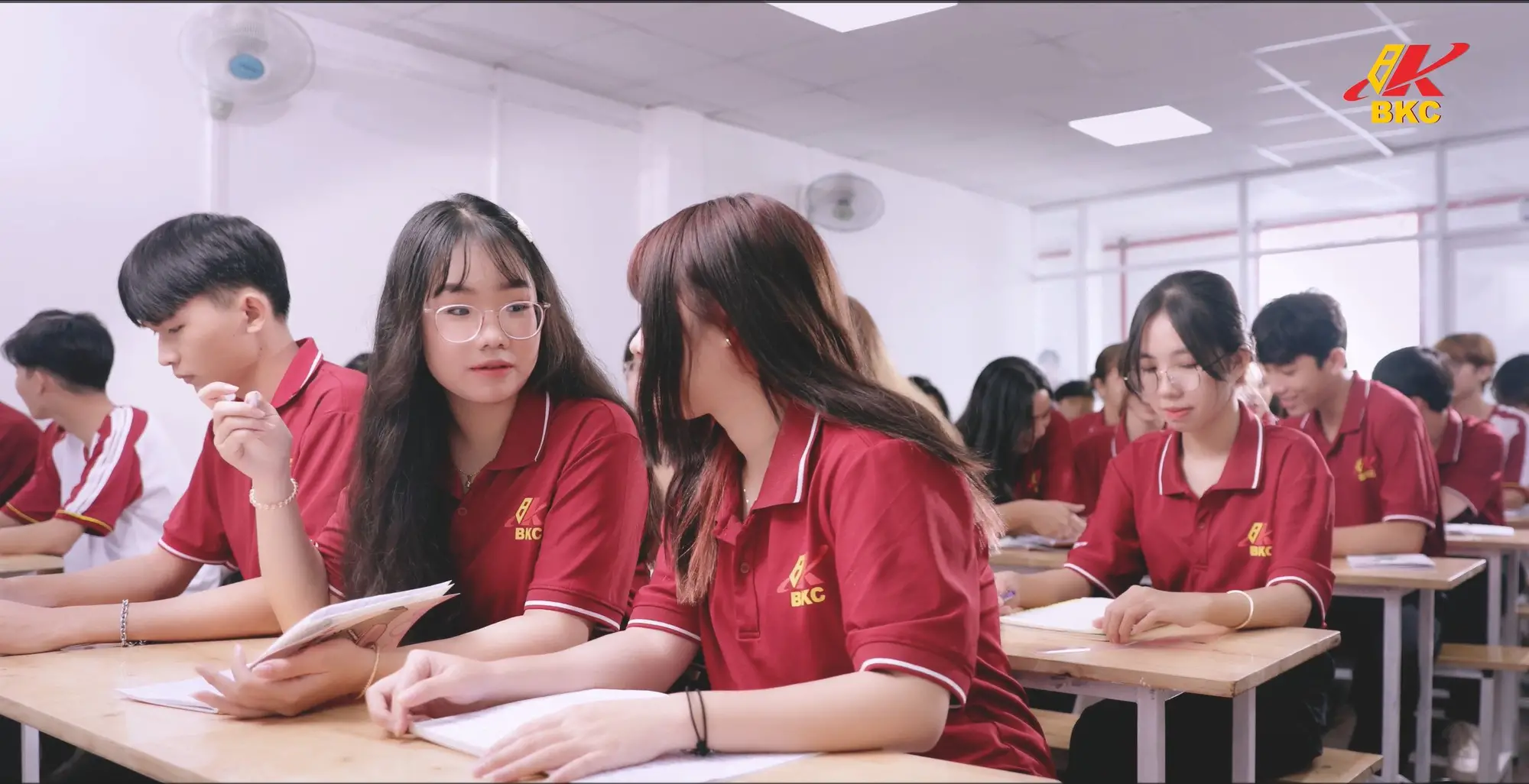 Học phí Cao đẳng Bách khoa - Cập nhật chi tiết, so sánh các khu vực